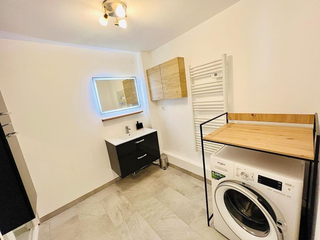 Le Nid Du Sanctuaire Apartment Lourdes Exterior photo